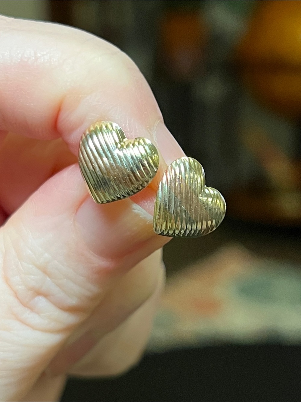 Vintage 14k Solid Gold Heart Shaped Stud Earrings Plastic Replacement Backs